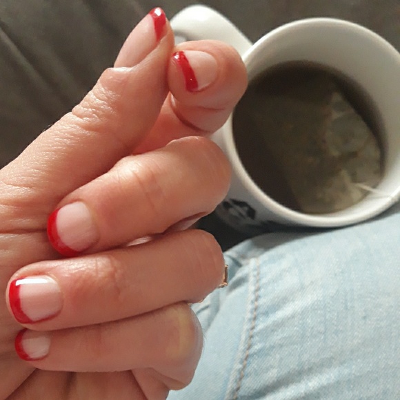 Welcome to my closet! 😊🛍 - Picture 1 of 1